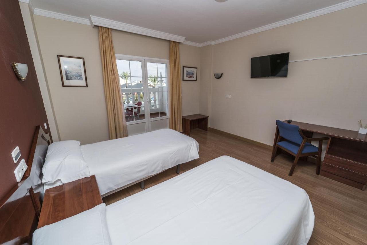 Carabela Santa Maria Hotel 3*